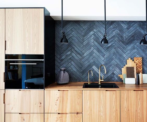 фартук из камня